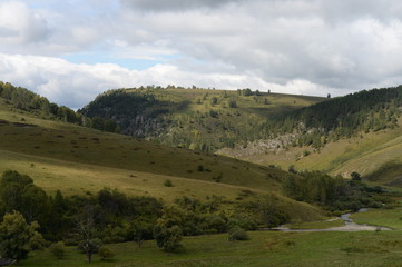 Fototapeta na wymiar Mountain landscape in the vicinity of the village of Generalka Altai Territory