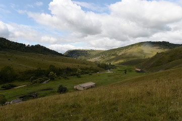 Fototapeta na wymiar Mountain landscape in the vicinity of the village of Generalka Altai Territory