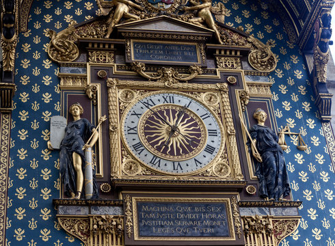 Clock at the Palace of Justice in Paris