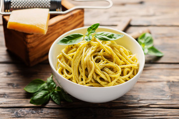 ligurian spaghetti with basil