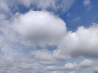 Fototapeta premium Blue sky and cloud background.