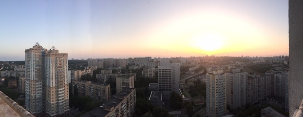 Fototapeta premium sunset over the city