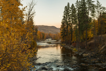 Sunset views of the Chewuch River as it flows through Winthrop