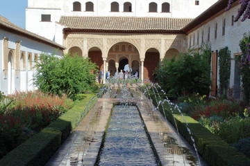 Fototapeta premium Alhambra Palace in Granada, Spain