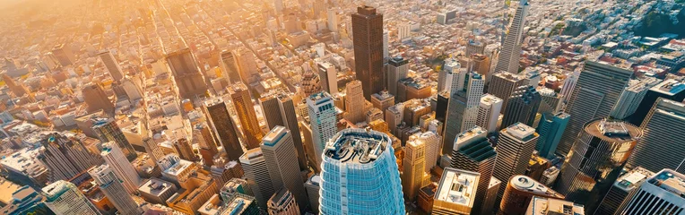 Gordijnen Downtown San Francisco luchtfoto van wolkenkrabbers © Tierney