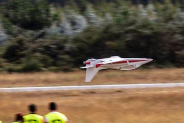 modelling airplane in flight