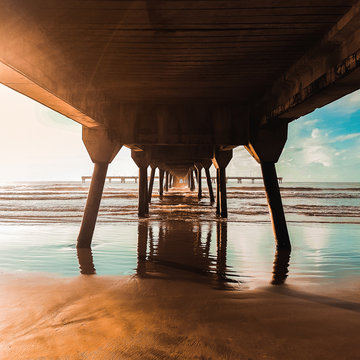 P&iacute;er em Mongagu&aacute; - Brazil