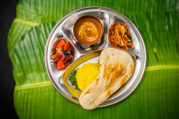 インドのカレー　Plate lunch of typical Indian curry