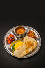 インドのカレー　Plate lunch of typical Indian curry