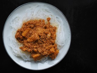 Glass noodles and satay 