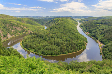 Blick auf die Saarschleife vom Aussichtspunkt Cloef bei Mettlach