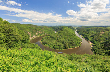 Blick auf die Saarschleife vom Aussichtspunkt Cloef bei Mettlach