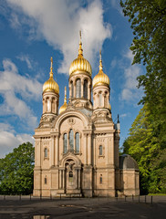 Fototapeta na wymiar Russische Kirche auf dem Neroberg in Wiesbaden, Hessen, Deutschland 