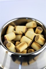 cashew nuts in a glass bowl