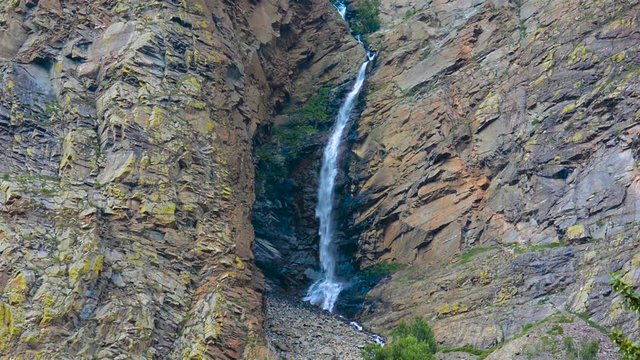 Waterfall Katu-Yaryk (Karasu Falls).