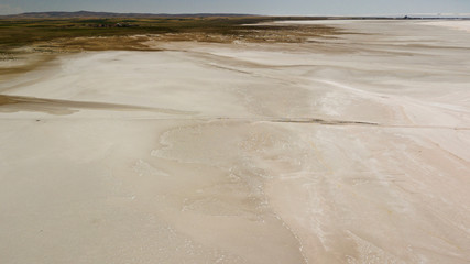 great salt lake in the middle of Turkey