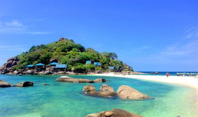 panoramic view of the snow-white beach of the tropical Nang Yuan island, Thailand