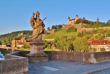 Würzburg, St. Kilian und Festung Marienberg