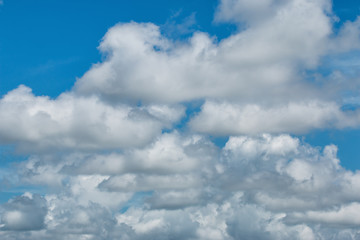 Obraz premium Blue sky background with clouds.