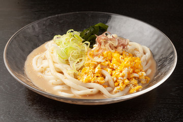 冷やしゴマだれうどん
