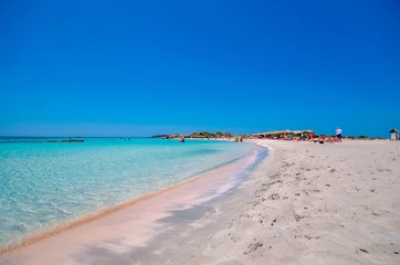 Photo sur Plexiglas  Plage d'Elafonissi, Crète, Grèce Elafonisi beach, the amazing pink beach of Crete which has been voted several times as one of the best beaches not only in Europe but also in the world.