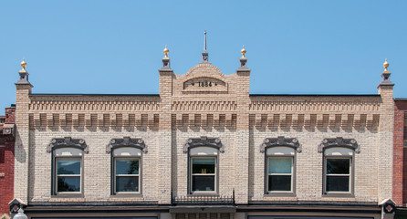 Fototapeta na wymiar rooftop of older buildings