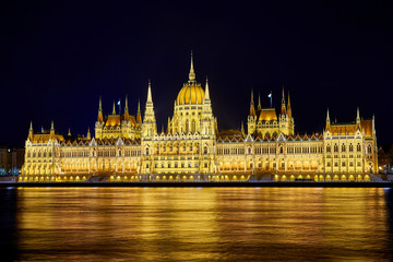 Fototapeta premium parliament of budapest on the river by nigh