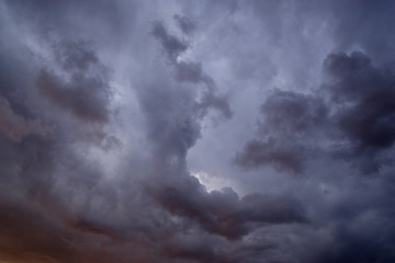 綺麗な青空と空の雲の形