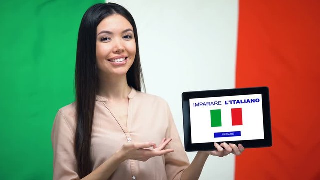 She learn italian. Italian teacher. She learn italian. Итальянцы люди. Learning italy.