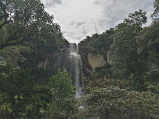 Fototapeta premium Cascada de los caballeros - Suaita Colombia