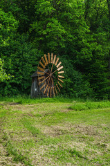 wiatrak  © wedrownik52