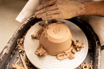 Processing clay bowl
