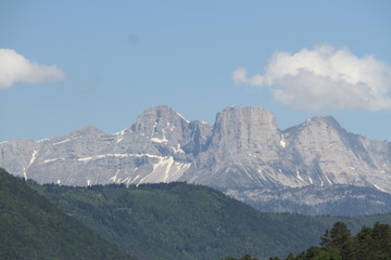 Photography showing the Alps mountain from the Monteynard village
