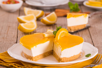 Lemon and mascarpone cheesecake. 