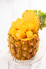 カットパイナップル