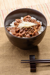 牛肉のしぐれ煮どんぶり