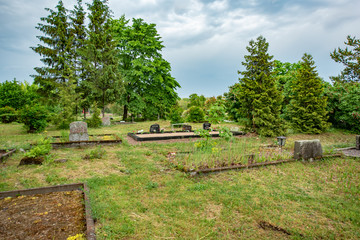 Fototapeta na wymiar old cemetery in estonia