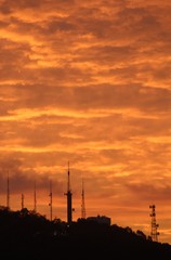 Fototapeta premium Nascer do sol no Morro da Cruz, cidade de Florianópolis, estado de Santa Catarina, Brasil