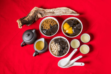 台湾の漢方黒ゼリー　Licorice black jelly Taiwanese dessert