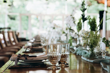 Wedding table setting and decoration