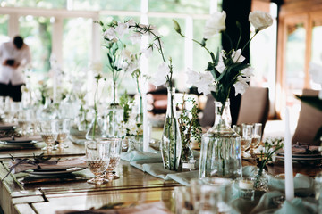 Wedding table setting and decoration