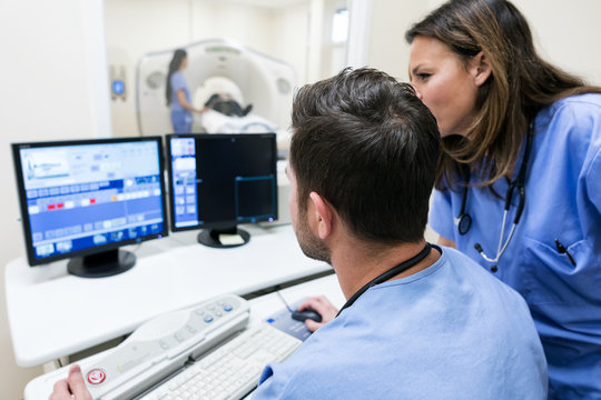 Clinic: Techs Look At Patient Details