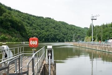 Schleuse mettlach.