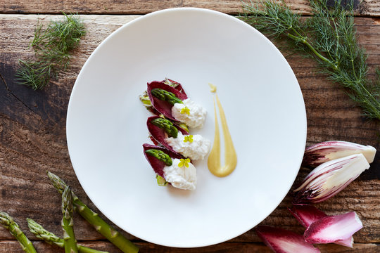 Burrata and Grilled Asparagus Salad