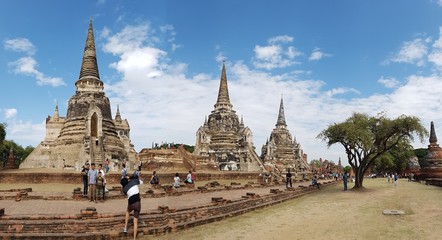 Fototapeta premium Historic City of Ayutthaya, Thailand (Wat Mahathat, Wat Phra Sri Sanphet, Wat Chaiwatthanaram, Wat Phra Ram)