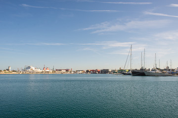Fototapeta na wymiar Valencia city harbour on a sunny day