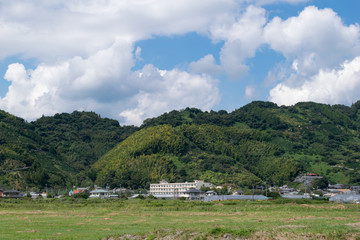 Fototapeta na wymiar 静岡市の風景　麻機遊水地（公園開発前）