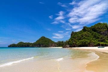 Beach nature and sky at Tungsang bay