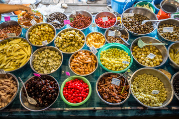 Wat Lam Phaya Floating Market-Nakhon Pathom: June 8, 2019, the atmosphere in the market has products, various food for tourists next to Tha Chin River, Lam Phaya, Bang Len, Nakhon Pathom, Thailand