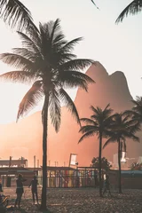 Abwaschbare Fototapete Melone Schöner Sonnenuntergang in Rio de Janeiro Leblon Dois Irmaos Berg